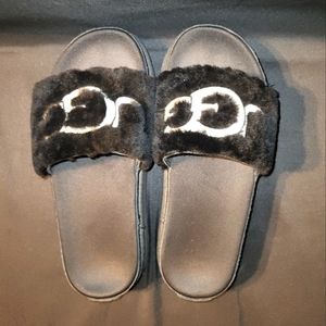 Ugg slippers